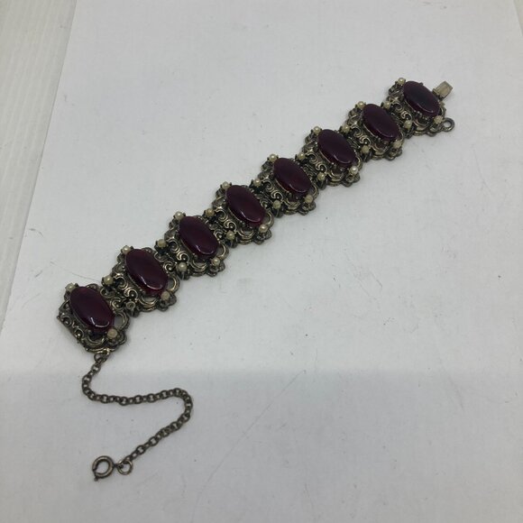 Vtg SELRO SELINI ? thermoplastic red metal gothic panel bracelet - Picture 2 of 5